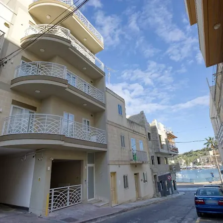 Seaview,beautiful 3br 2 *