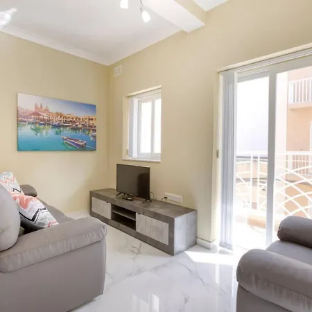 Seaview,beautiful 3br 2 *