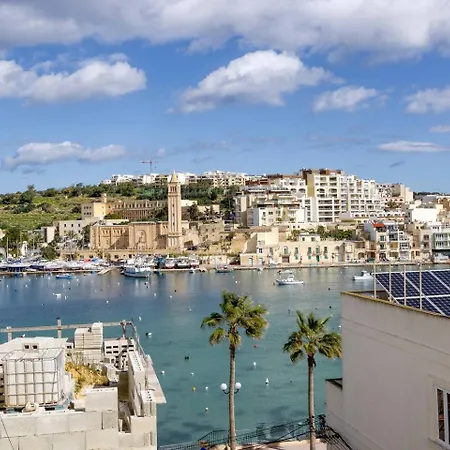 Seaview,beautiful 3br 2 Apartment Marsaskala