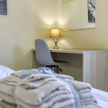 Apartament Seaview,beautiful 3br 2 Marsaskala