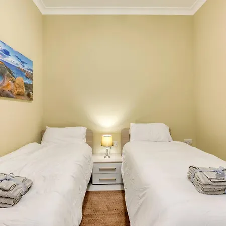 Apartment Seaview,beautiful 3br 2
