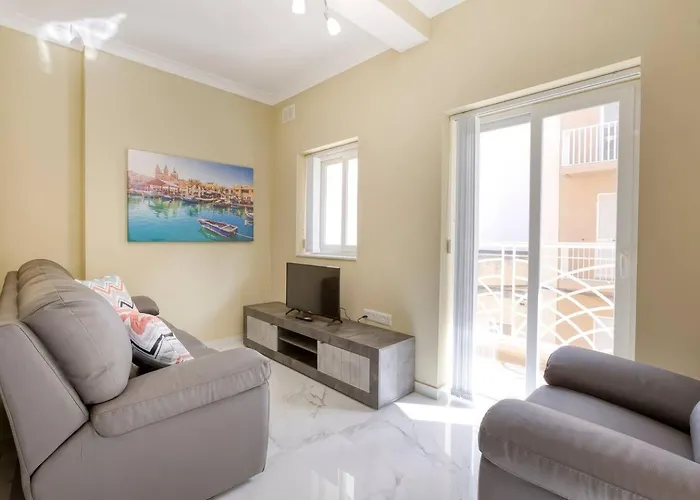 Seaview,beautiful 3br 2 *