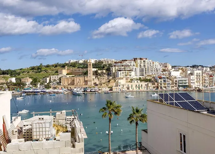Seaview,beautiful 3br 2 Apartment Marsaskala